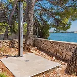 Six-bedroom In Holiday home Sibenik