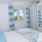 Holiday home Six-bedroom In
