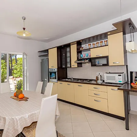 Six-bedroom In * Šibenik