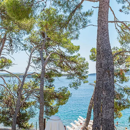 בית נופש Six-bedroom In *