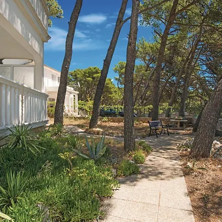 Beautiful Home In Sibenik With Wifi