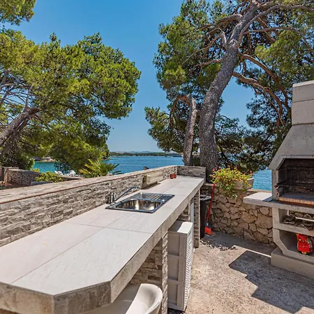 Casa vacanze Six-bedroom In *