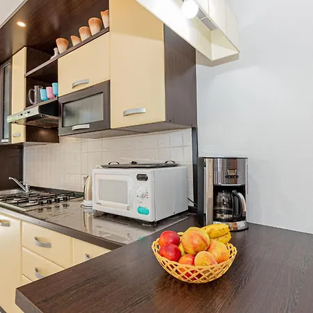 Beautiful Home In Sibenik With Wifi