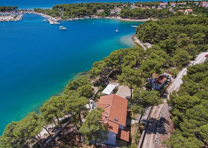 בית נופש Six-bedroom In