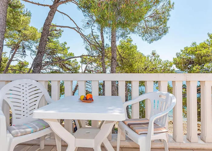 Six-bedroom In בית נופש *